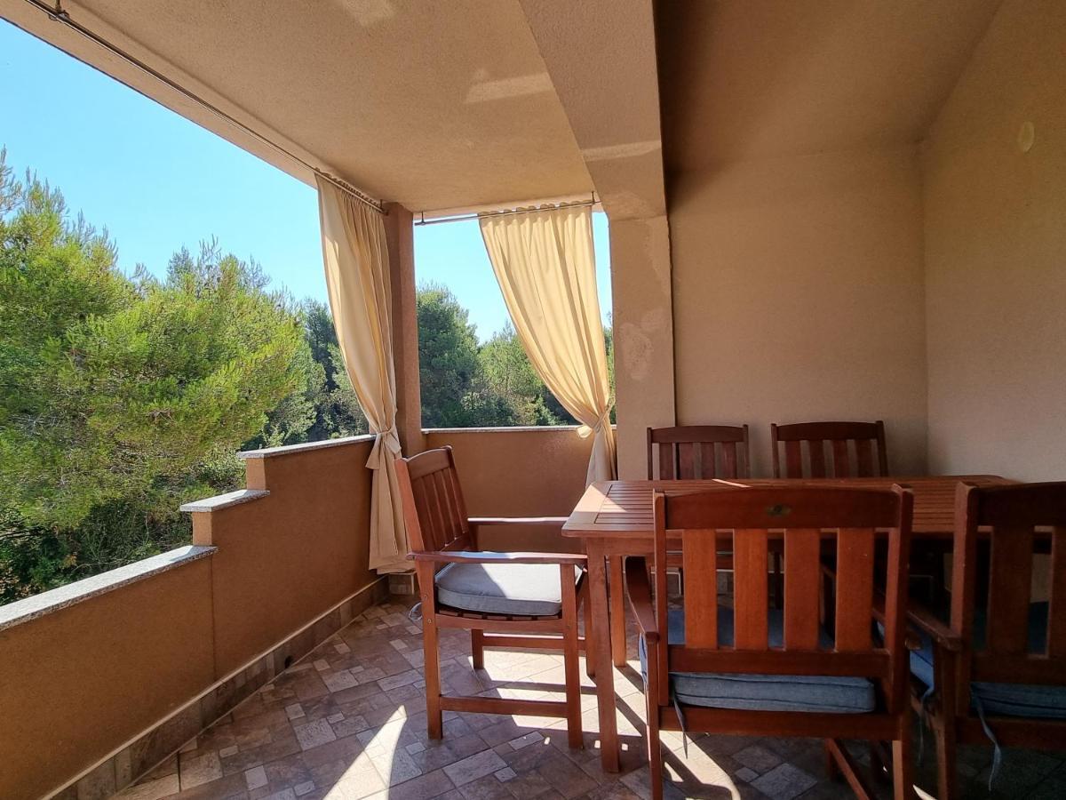 Apartments Bagic Vir Ngoại thất bức ảnh